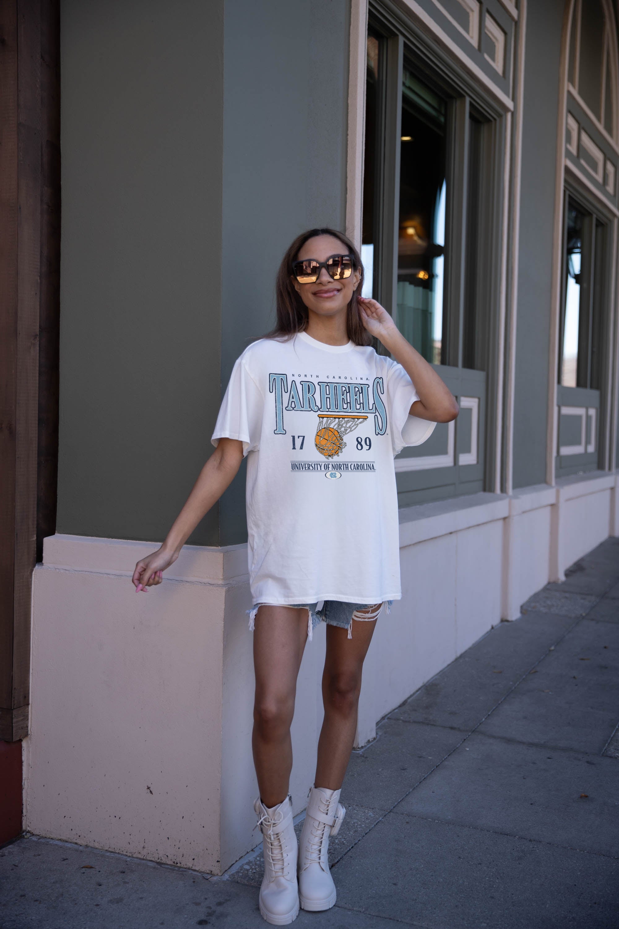 Ultimate North Carolina Tar Heels Oversized Crewneck Tee - Premium Comfort & Style