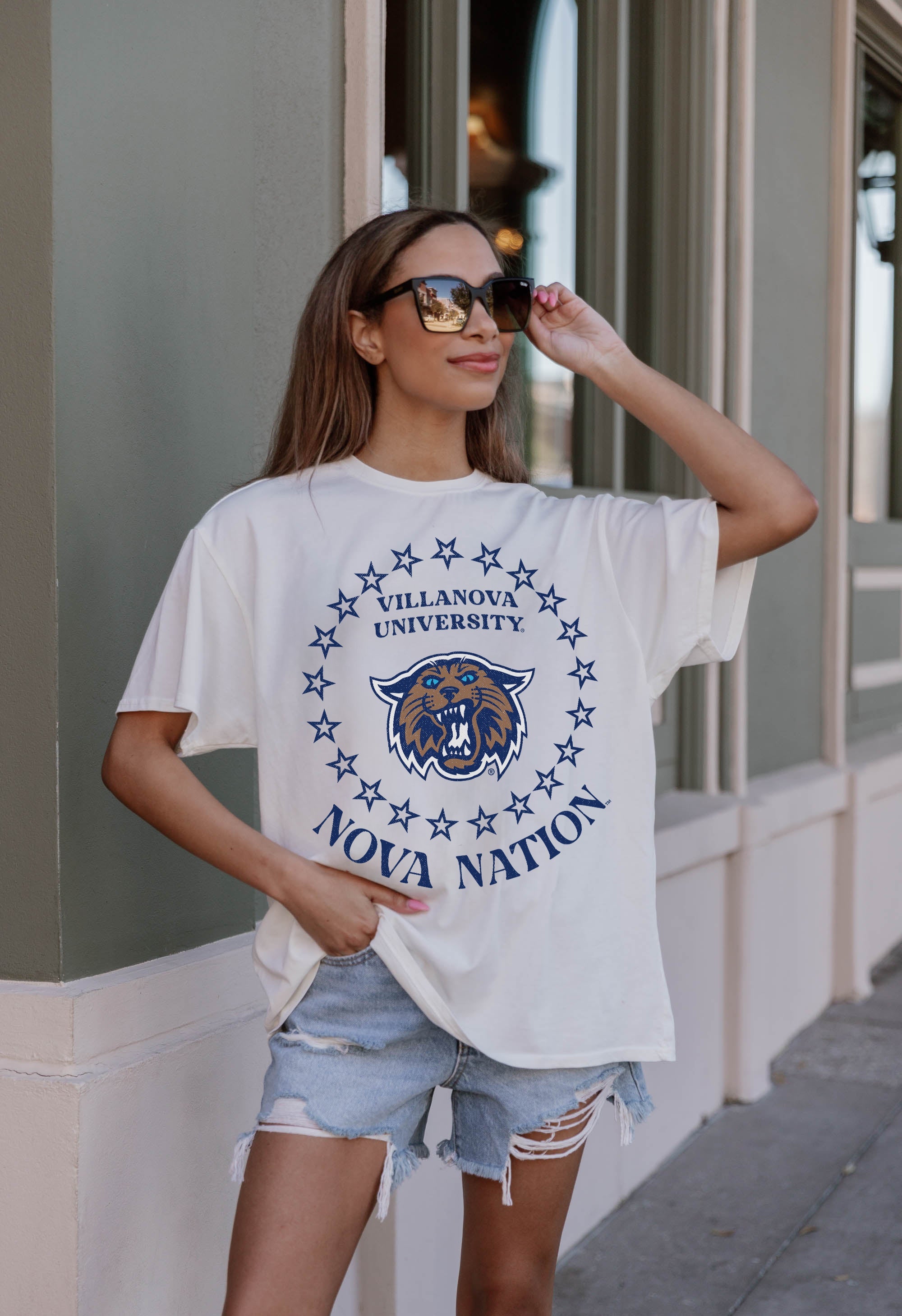 Premium VILLANOVA WILDCATS Oversized Crewneck Tee - Ultimate Comfort & Style
